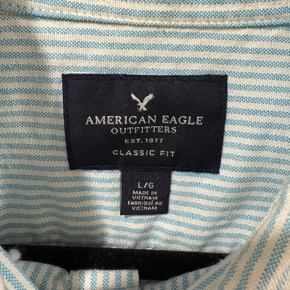 American Eagle Outfitters Light Blue Striped Casual Button Down Shirt - Picture 3 of 3